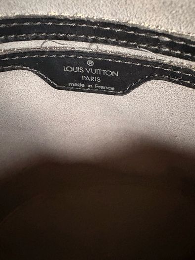 Authentic Louis Vuitton Epi St. Jacques black