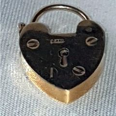 Pristine Vintage 9ct Gold Heart Padlock Charm
