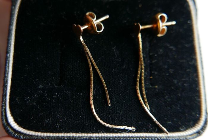 9ct Gold 375 Earrings 0,94g