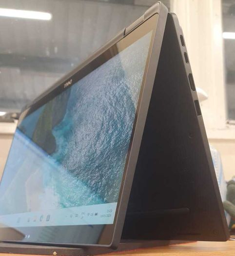 Dell Latitude 7390 2-in-1 - Core i5 8th Gen | 16GB RAM | Touchscreen | Windows 11 Pro