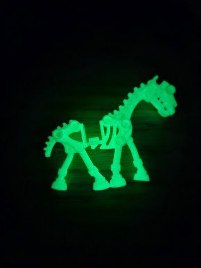 lego 59228 glow in dark horse, set 9462