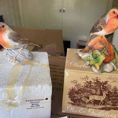 2 Robin Figurines