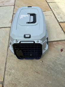 animal carrier