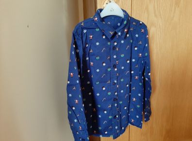 Boys Christmas shirt 6 / 7 years