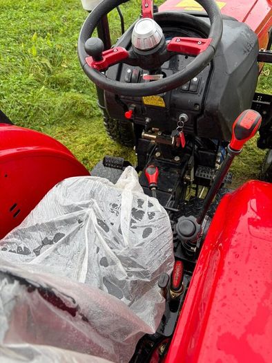 50HP Tractor  Very Low Hours  6FT Finishing Mower