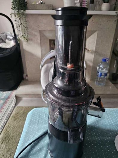 Frida Juicer