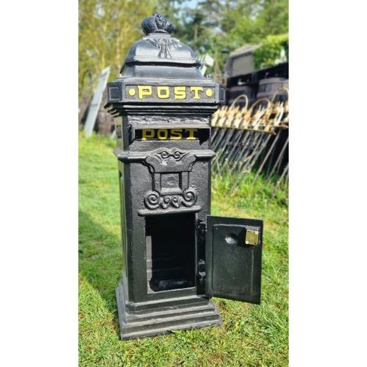 Cast Iron Pillar Post box Black CH R 1702B B