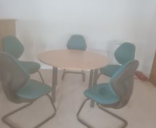 4 x office meeting chairs
