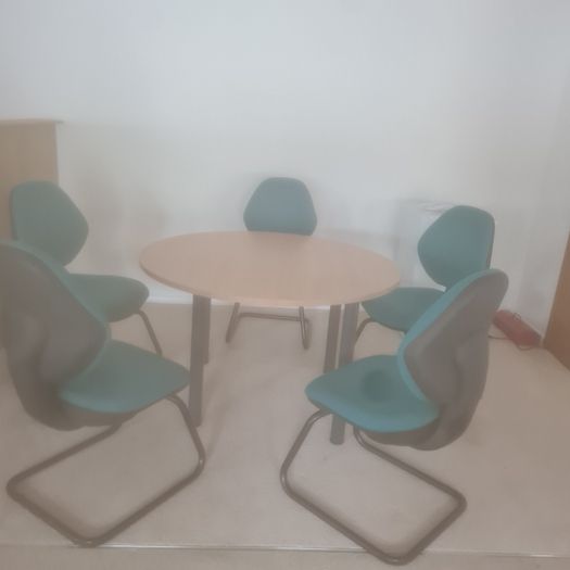 4 x meeting chairs