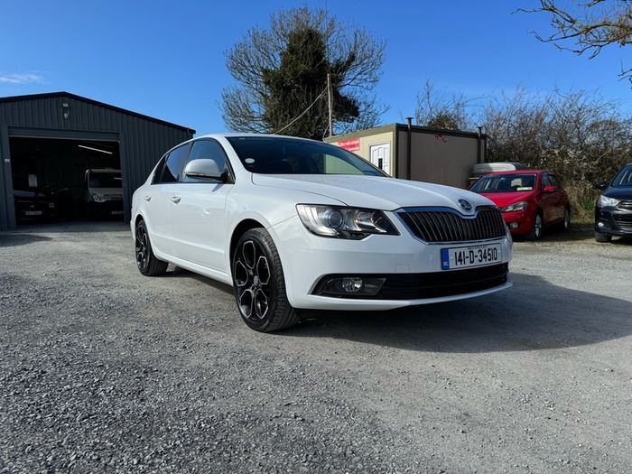 Skoda Superb 2.0TDi Automatic ..NEW NCT