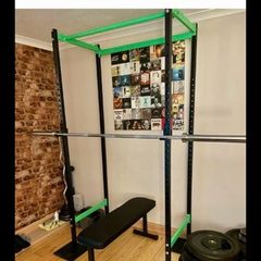 squat rack/bench rack with chin up bar