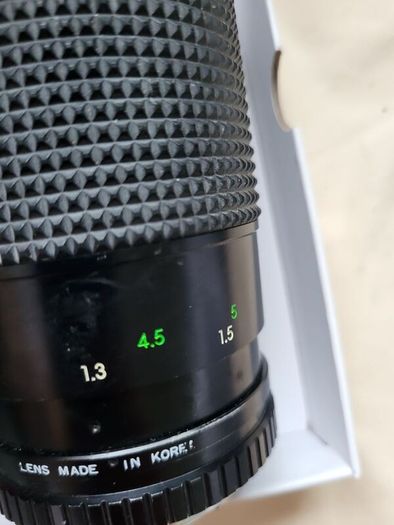 Sirus MC Auto Zoom lens