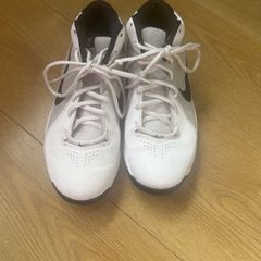 basketball boots