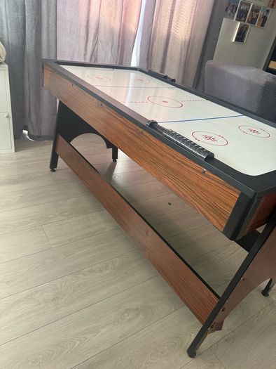 Great condition , 2in 1 pool and air hockey table.