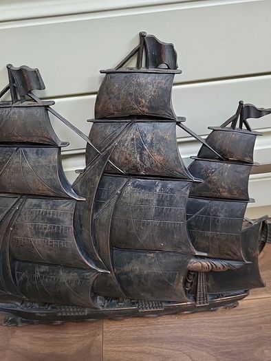 Skipper ship wall hanging