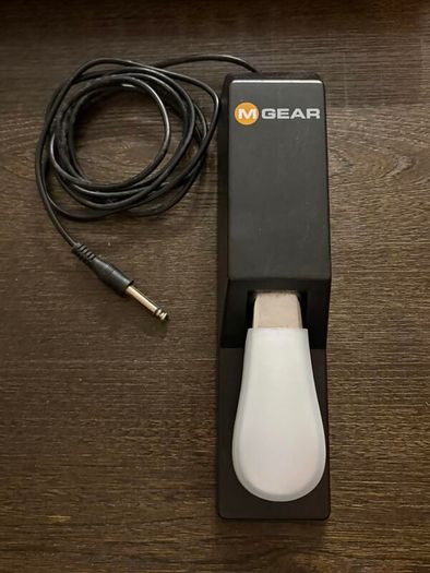 Never used M-Audio Keystation 49 MIDI Keyboard with Sustain Pedal