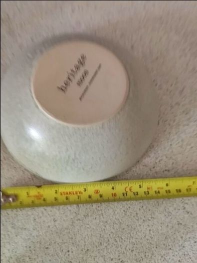 4 stoneware bowls