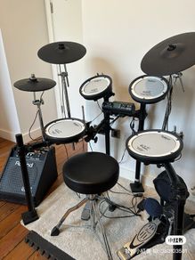 Roland Drum