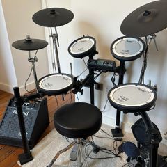 Roland Drum