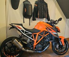 KTM Superduke R 2016   1290cc