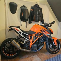 KTM Superduke R 2016   1290cc