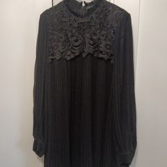Women's Top