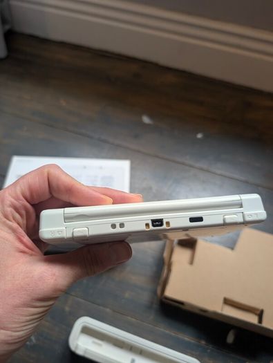 Nintendo 3DS Ambassador Edition Console