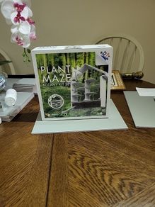 Plant maze botany kit