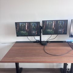MITTZON Home Office Desk Setup and 2x 21.5 Iiyama monitors and dual arm
