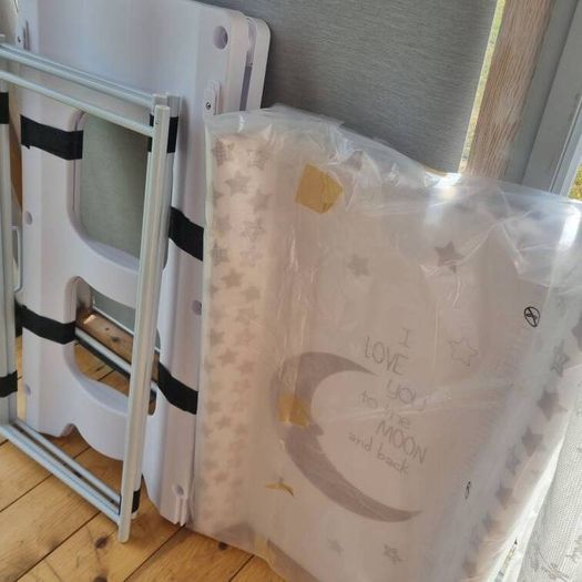Baby Changing Unit with Bath - Like New