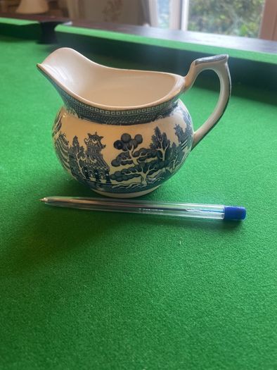 willow pattern arklow jug pottery
