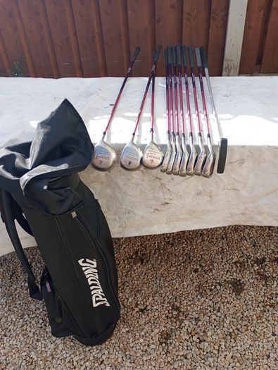 Mitsushiba ladies golf clubs. Right handed clubs