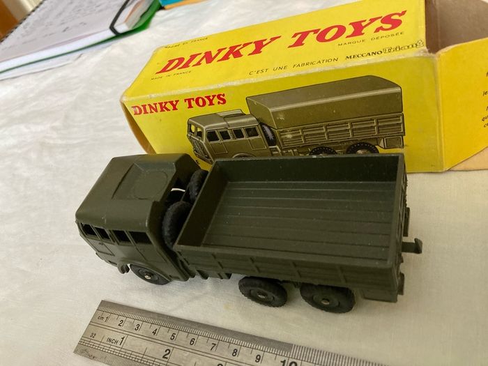 Dinky 818. Camion Militaire Berliet tous terrains. Meccano French manufactured. In box. Excellent condition.