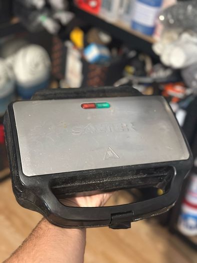 Slater Waffle Maker
