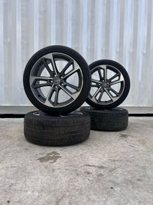 Genuine Audi S4/A4 Trapezoid 18" Alloy Wheels
