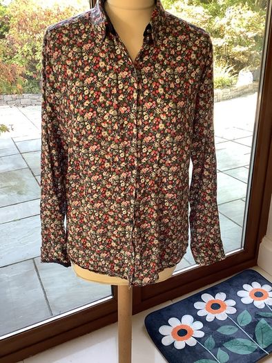 Barbour shirt size 14
