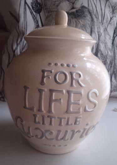 Ceramic piggy bank