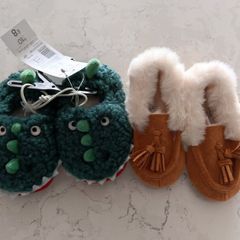 Boys Infant slippers new