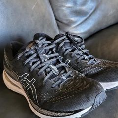 ASICS Gel-Kayano 28 runners - UK 10.5 - Good Condition