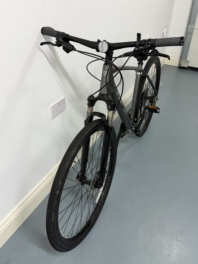 Trek Dual Sport 2 Gen 4 Hybrid Bike