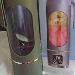 hand juicer, usb charge