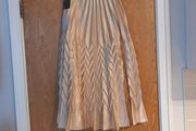 Forevayoung Skirt.  S.S - 10-12.    B.N.W.T
