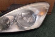 Kia ceed passenger side headlight