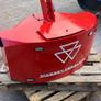 Weight block-storage compartment. Image 2