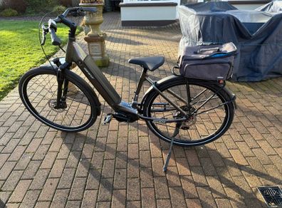 GIANT Dailytour E+ electric bike (stepthrough)