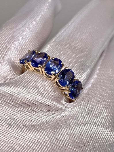 Gold 9K (375) Yellow Gold Premium Tanzanite 5 Stone Ring 4.00 Ct.