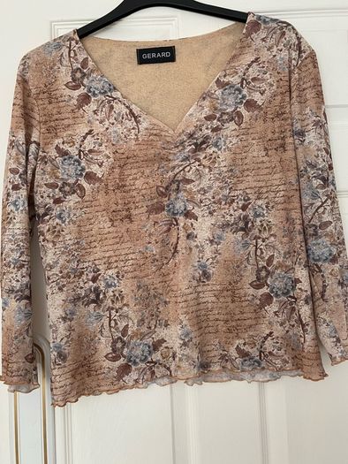 ladies Gerard top