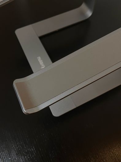 laptop stand