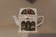 Wade novelty Teapot