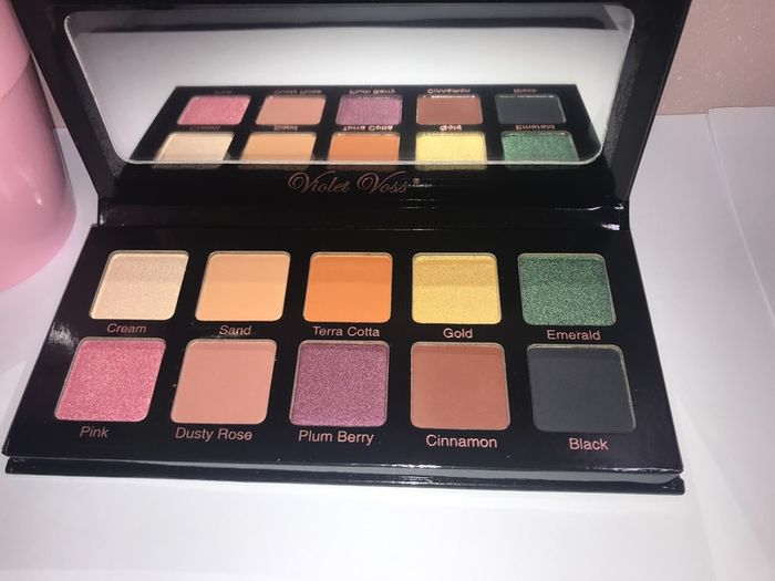 Violet Voss Essentials Pro Series Eyeshadow Palette - New